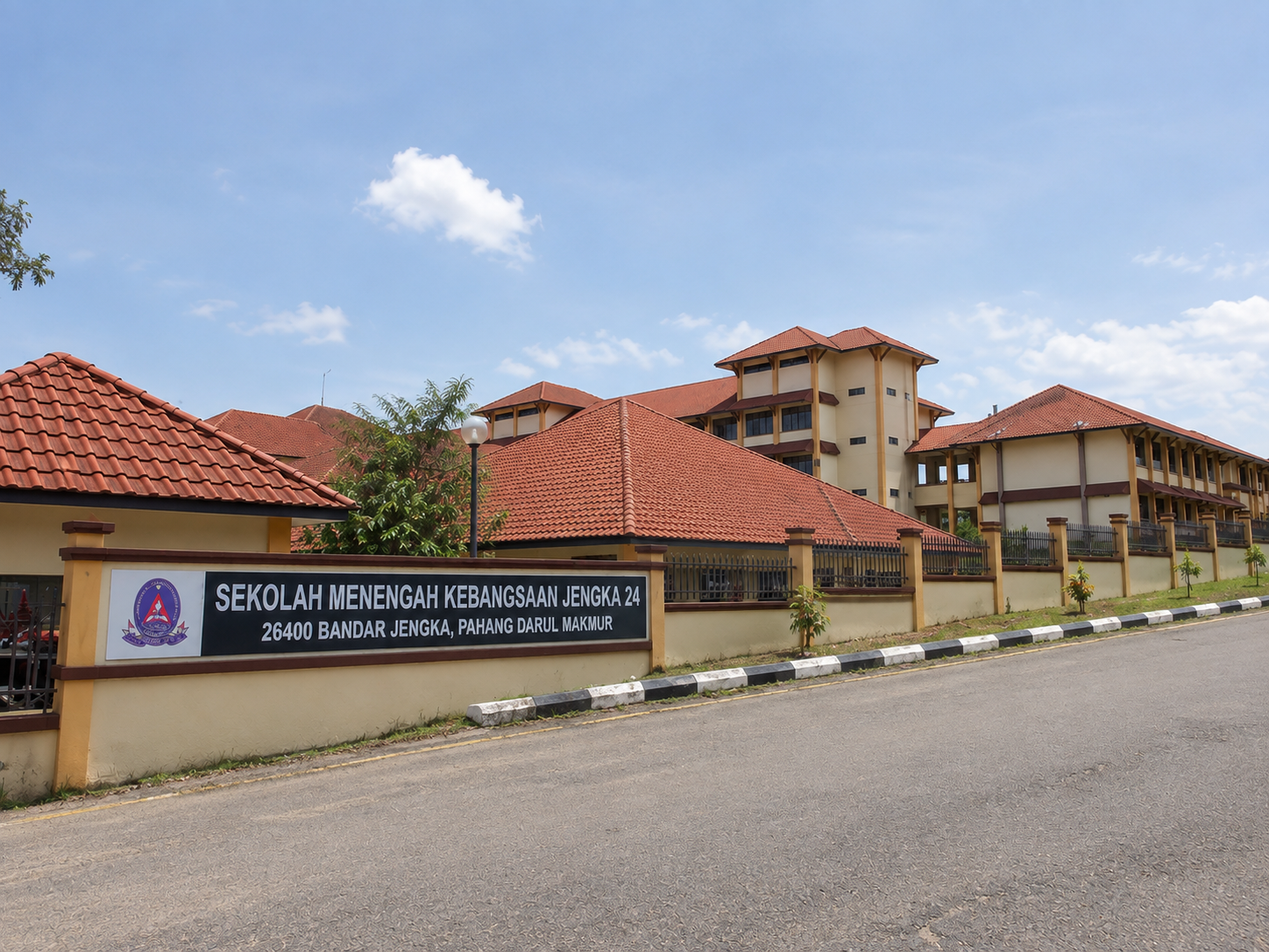 SMK Jengka 24 Design & Build